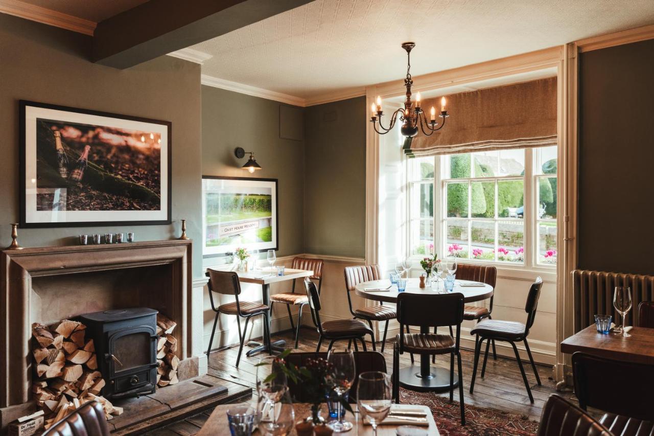 The Falcon Inn Painswick Exterior foto